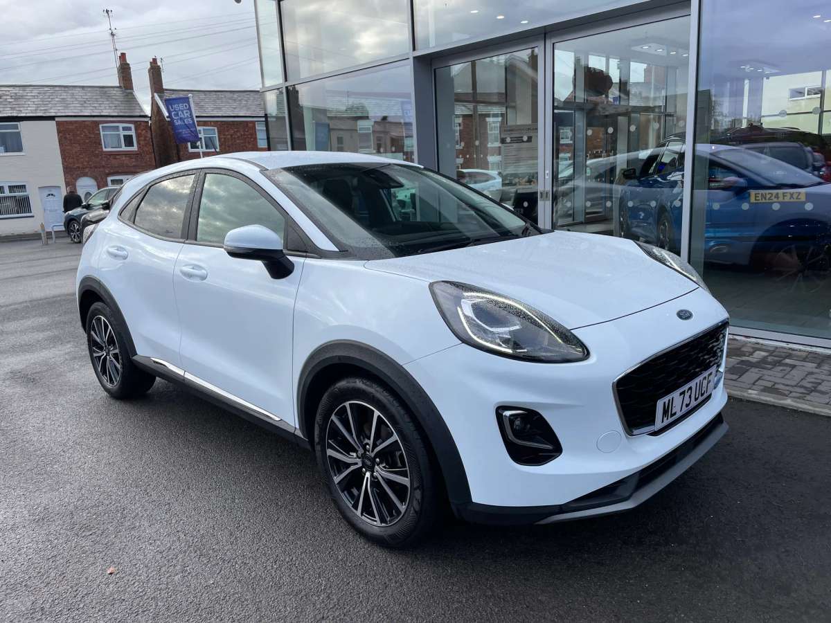 Check out this Ford Puma 2023 Hybrid Electric Manual