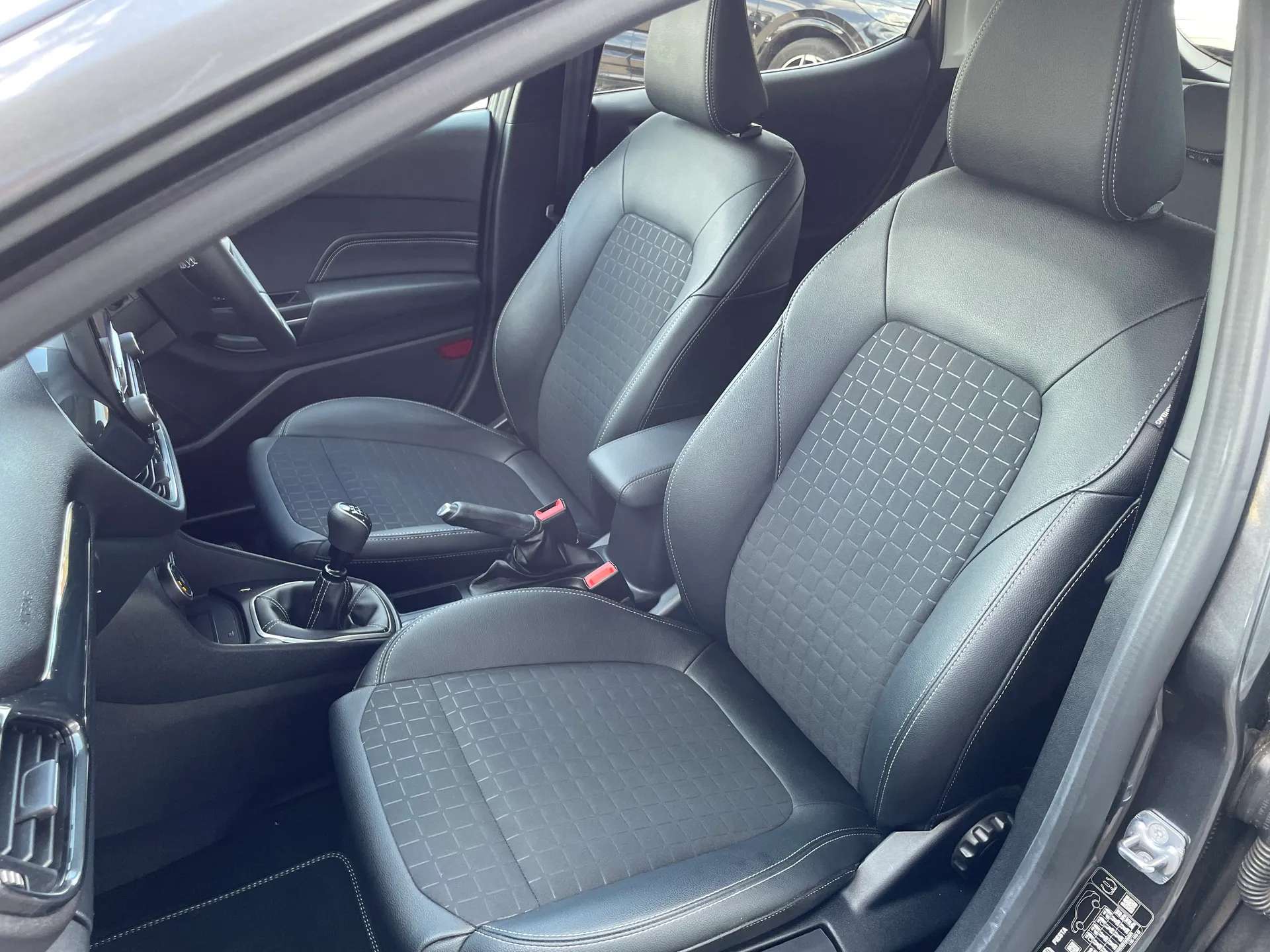 2021 FORD FIESTA 2021 FORD FIESTA