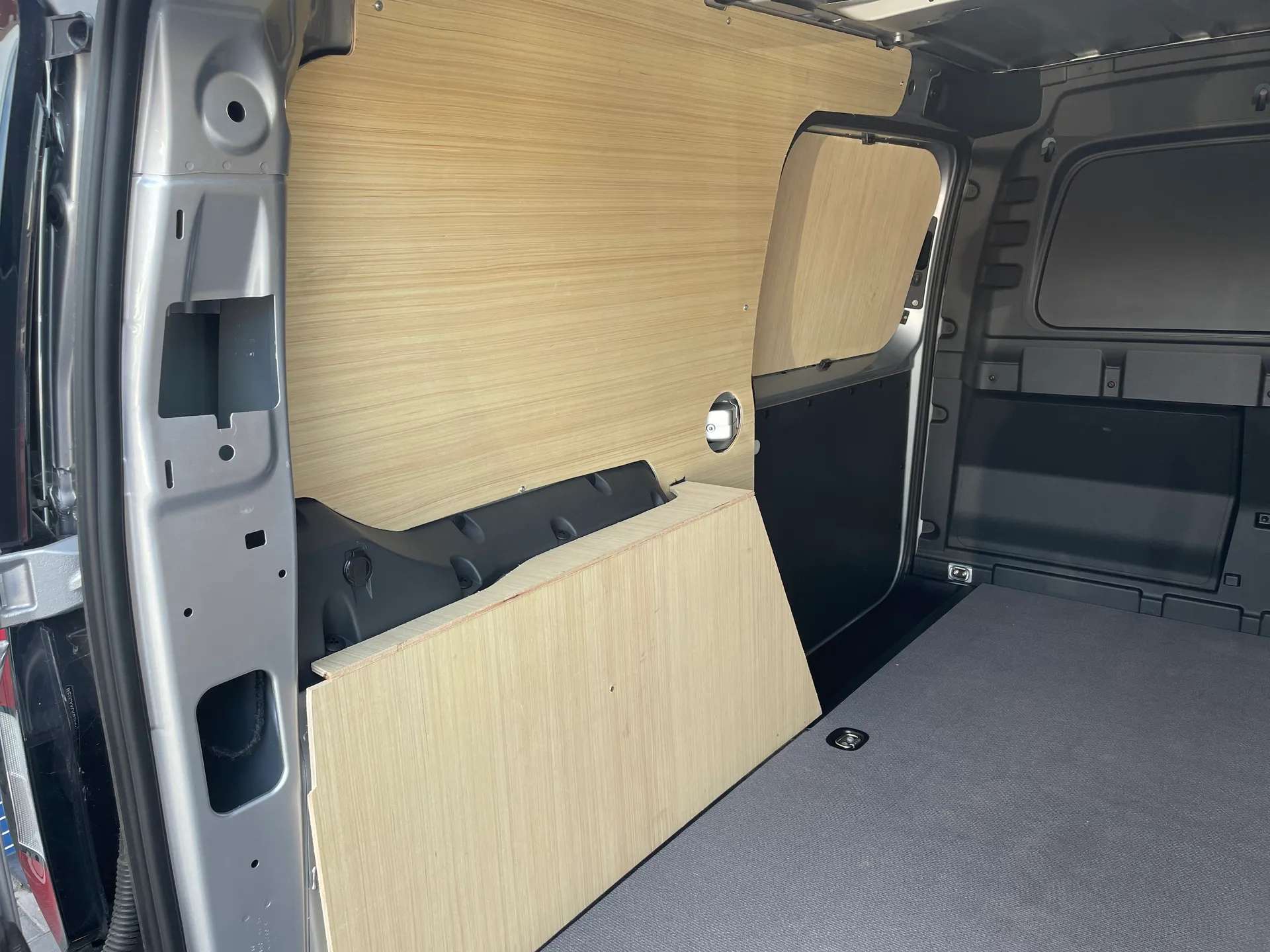 2024 FORD TRANSIT CONNECT 2024 FORD TRANSIT CONNECT