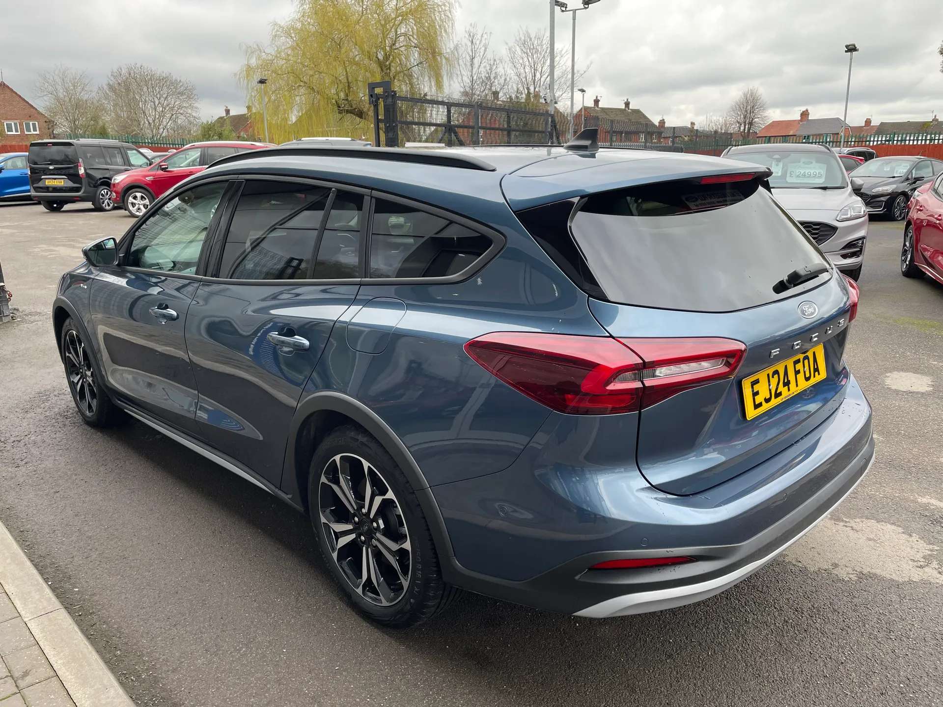 A 2024 FORD FOCUS 1.0 EcoBoost Hybrid mHEV Active X 5dr A 2024 FORD FOCUS 1.0 EcoBoost Hybrid mHEV Active X 5dr