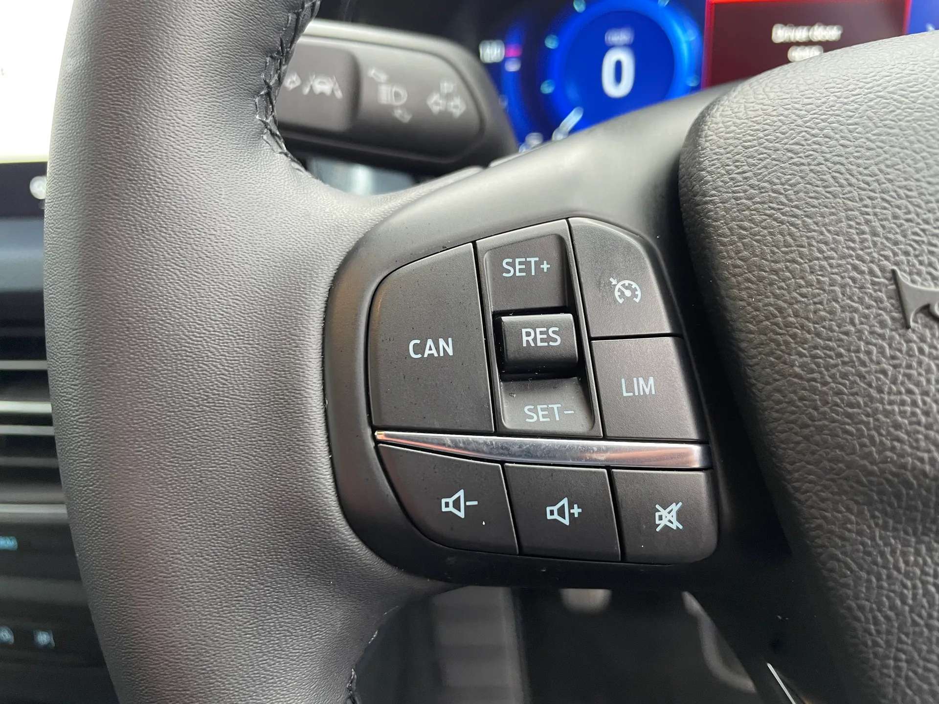 2024 FORD FOCUS 2024 FORD FOCUS