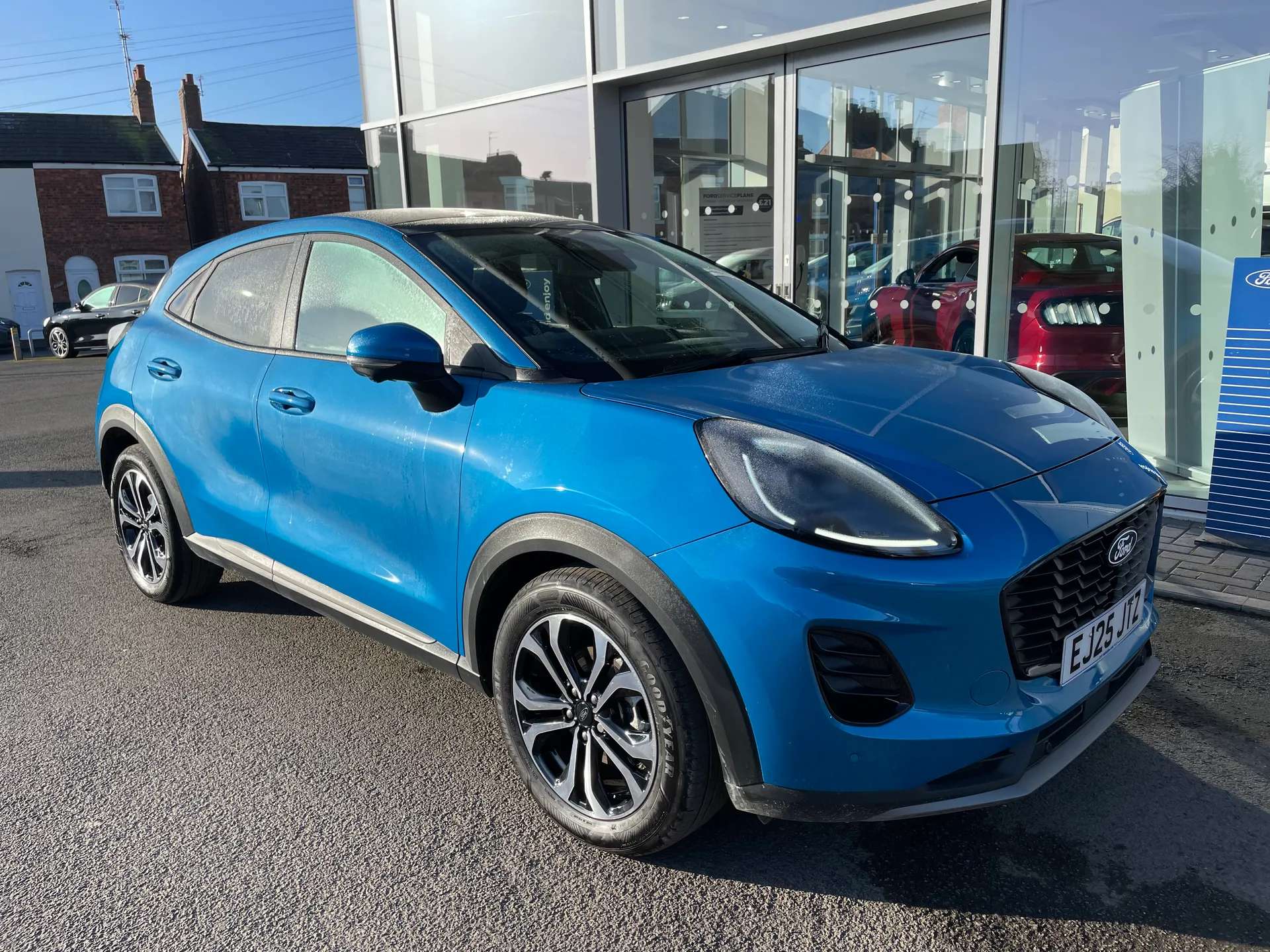 A 2025 FORD PUMA 1.0 EcoBoost Hybrid mHEV Titanium 5dr A 2025 FORD PUMA 1.0 EcoBoost Hybrid mHEV Titanium 5dr