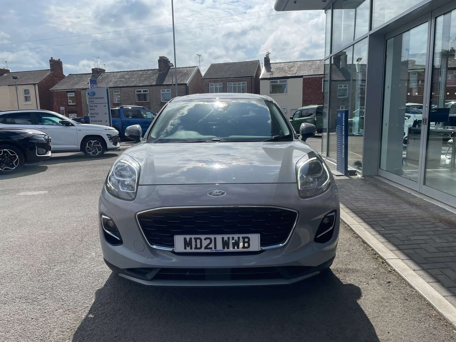 A 2021 FORD PUMA 1.0 EcoBoost Hybrid mHEV Titanium 5dr A 2021 FORD PUMA 1.0 EcoBoost Hybrid mHEV Titanium 5dr