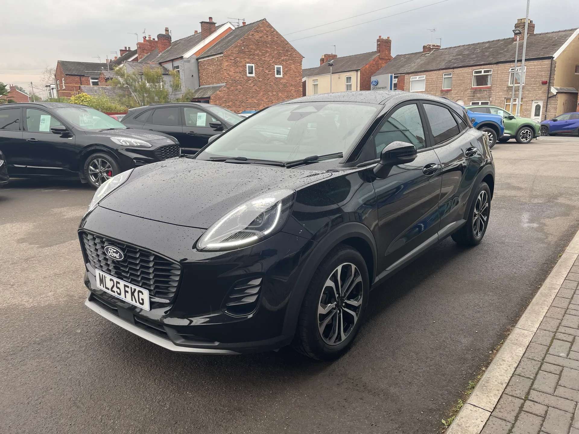 A 2025 FORD PUMA 1.0 EcoBoost Hybrid mHEV Titanium 5dr A 2025 FORD PUMA 1.0 EcoBoost Hybrid mHEV Titanium 5dr