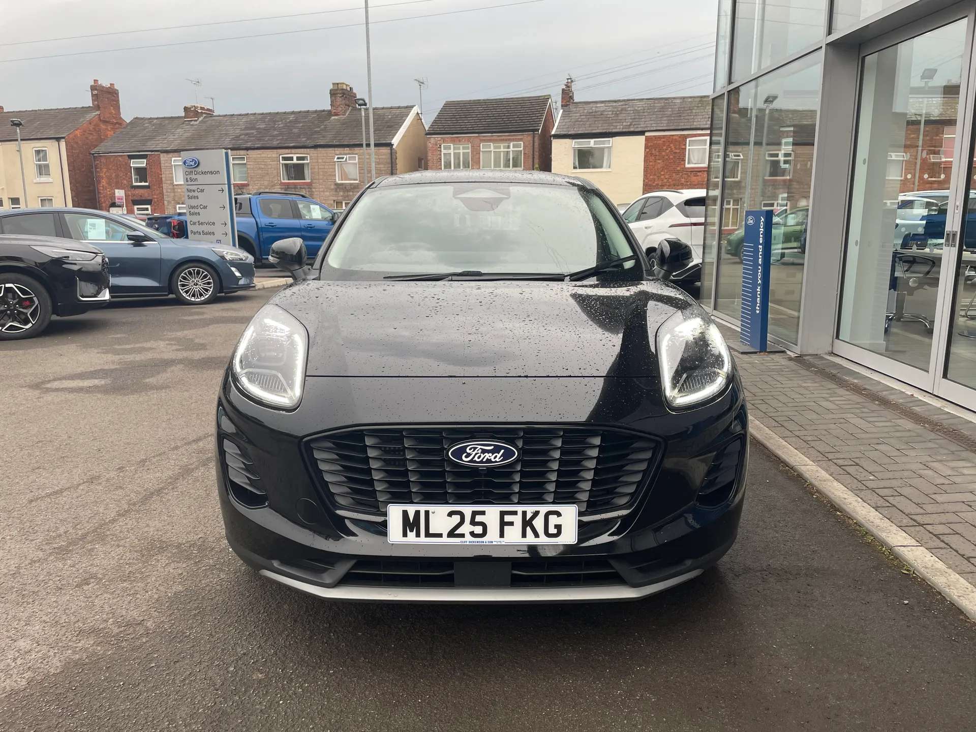 A 2025 FORD PUMA 1.0 EcoBoost Hybrid mHEV Titanium 5dr A 2025 FORD PUMA 1.0 EcoBoost Hybrid mHEV Titanium 5dr