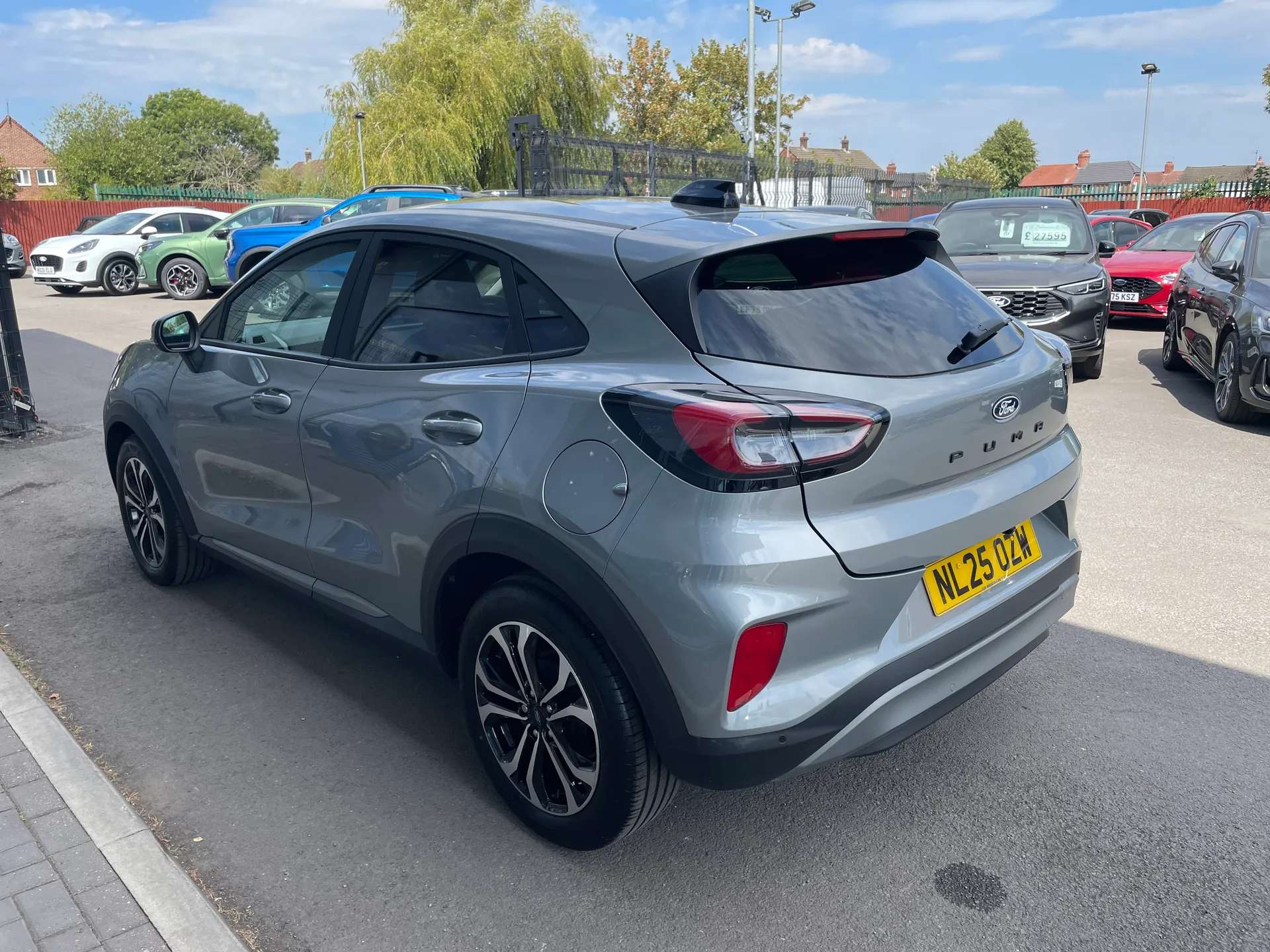 A 2025 FORD PUMA 1.0 EcoBoost Hybrid mHEV Titanium 5dr A 2025 FORD PUMA 1.0 EcoBoost Hybrid mHEV Titanium 5dr