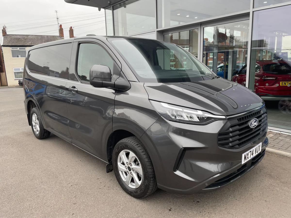 Check out this Ford Transit Custom 2024 Diesel Manual