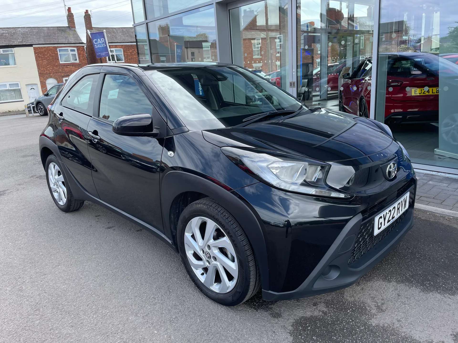 A 2022 TOYOTA AYGO X 1.0 VVT-i Pure 5dr A 2022 TOYOTA AYGO X 1.0 VVT-i Pure 5dr