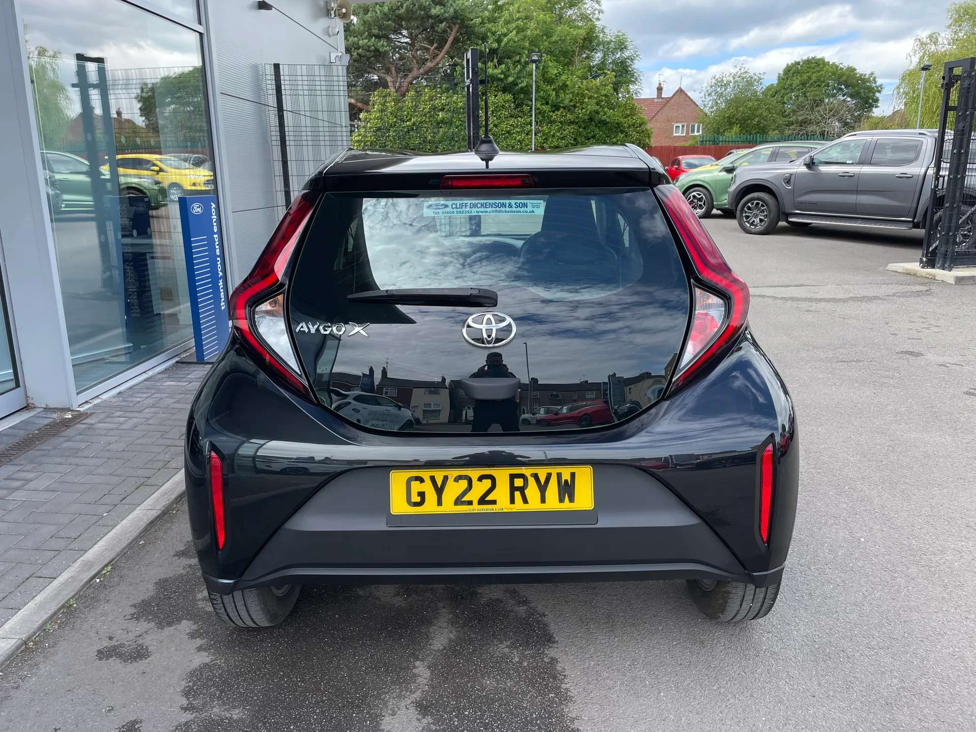 2022 TOYOTA AYGO X 2022 TOYOTA AYGO X