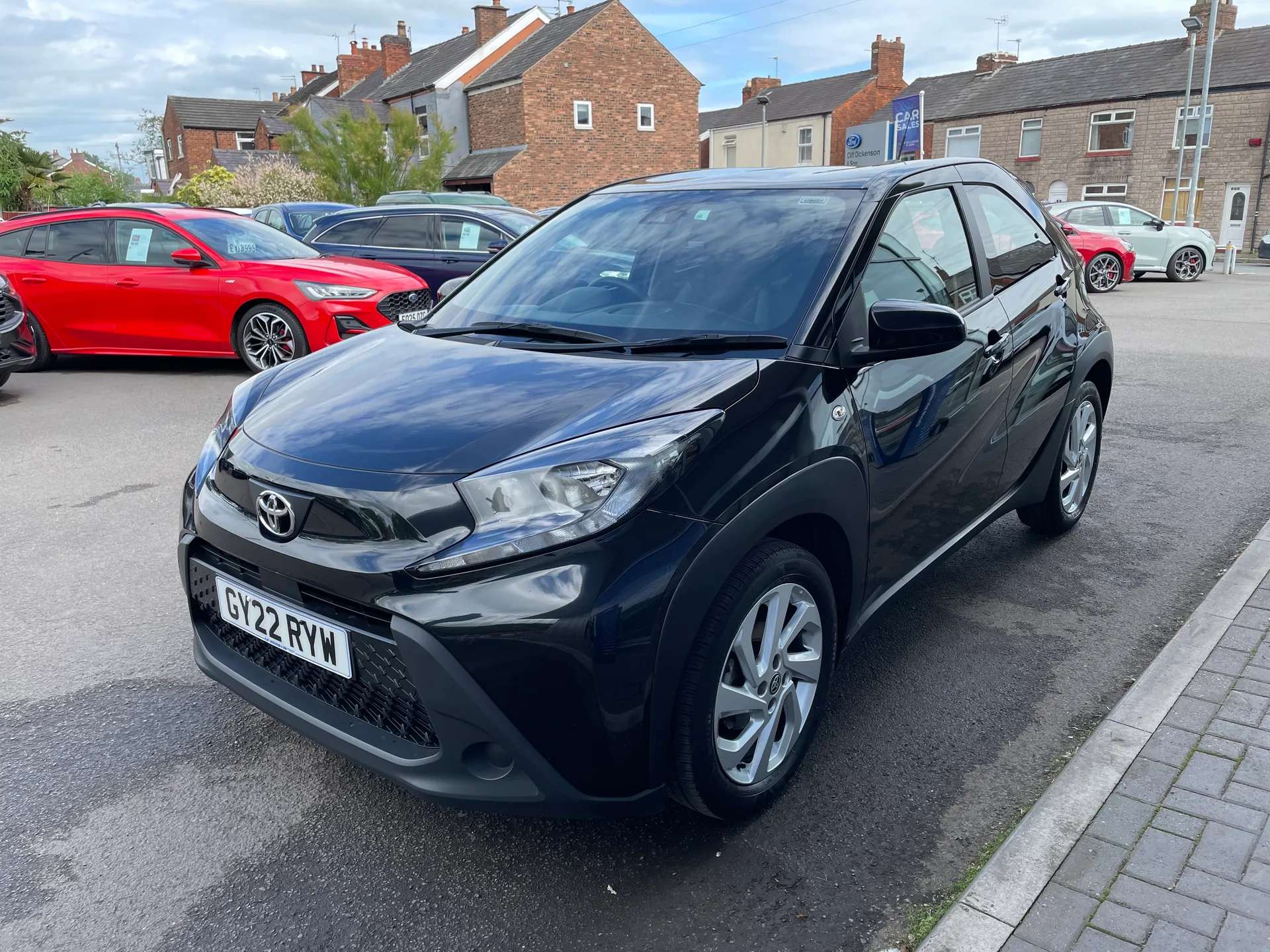 A 2022 TOYOTA AYGO X 1.0 VVT-i Pure 5dr A 2022 TOYOTA AYGO X 1.0 VVT-i Pure 5dr