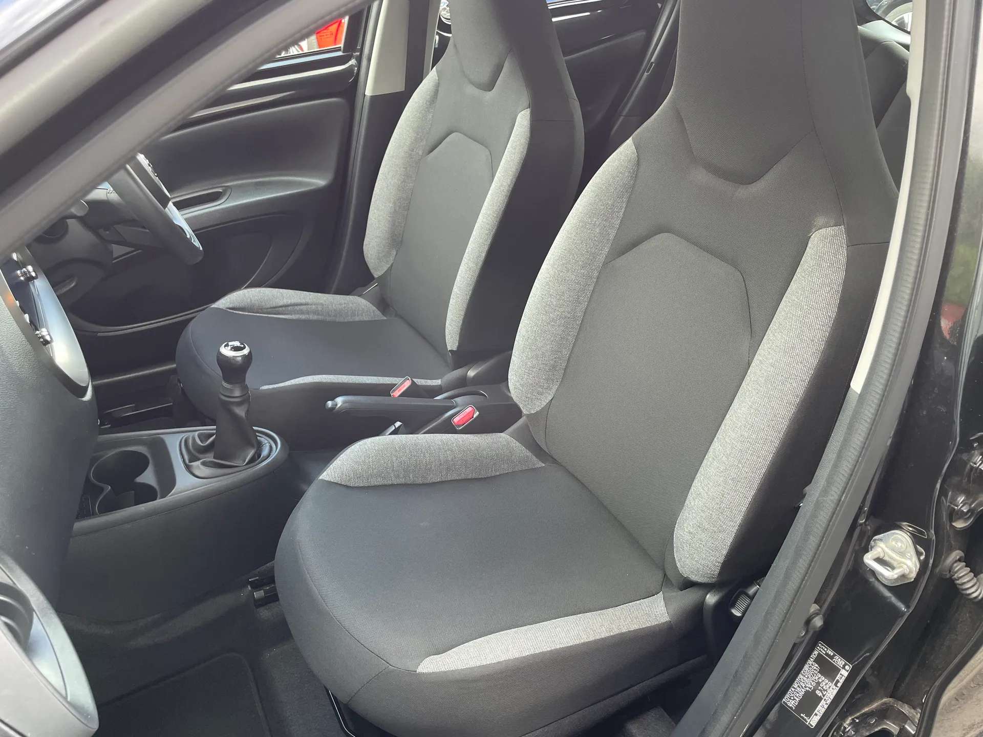 2022 TOYOTA AYGO X 2022 TOYOTA AYGO X