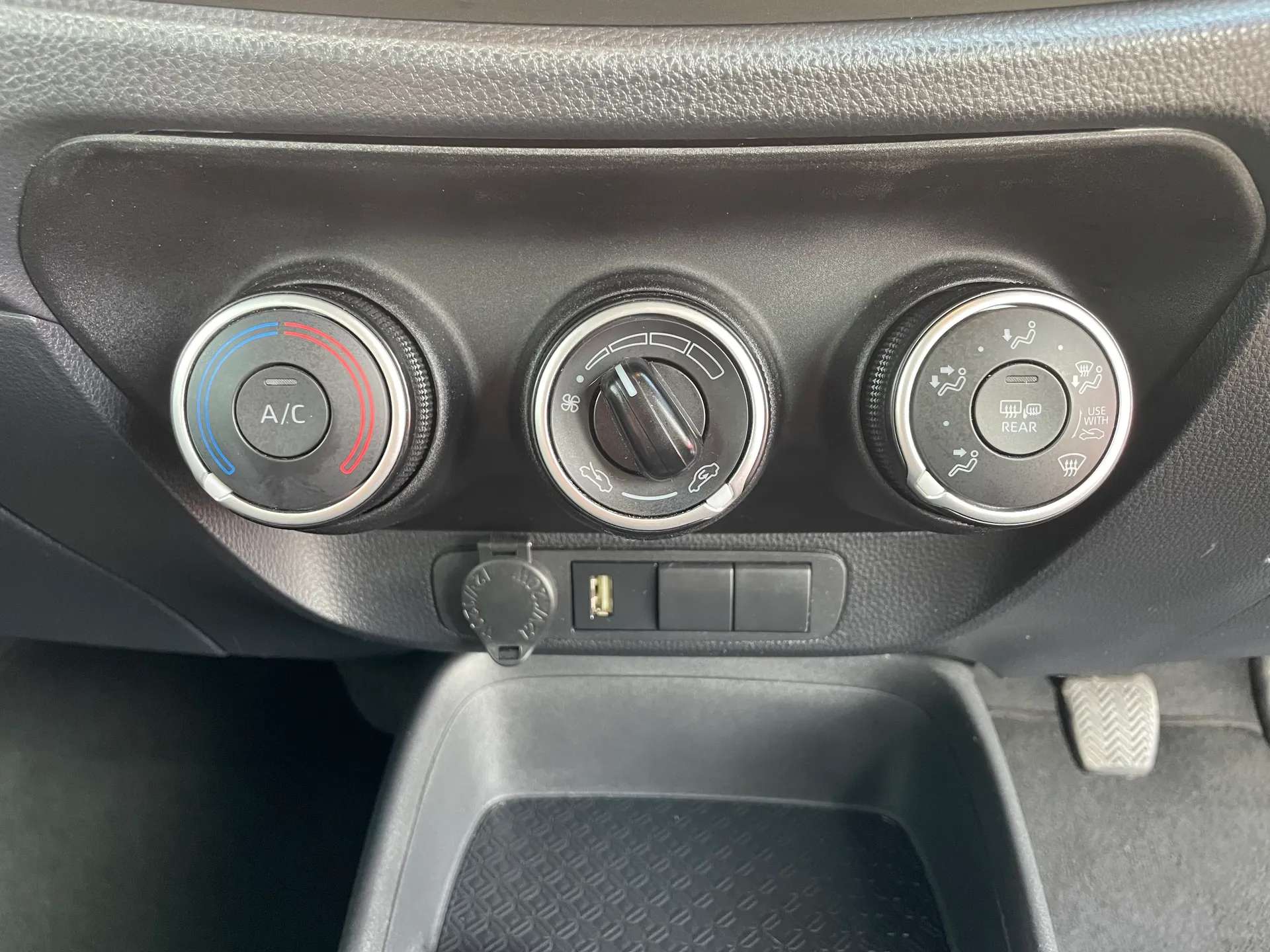 2022 TOYOTA AYGO X 2022 TOYOTA AYGO X