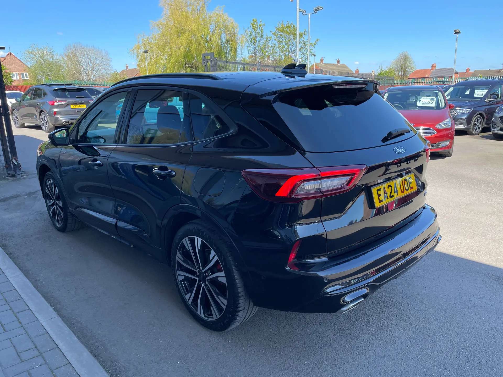 A 2024 FORD KUGA 2.5 FHEV ST-Line X 5dr 4WD CVT A 2024 FORD KUGA 2.5 FHEV ST-Line X 5dr 4WD CVT