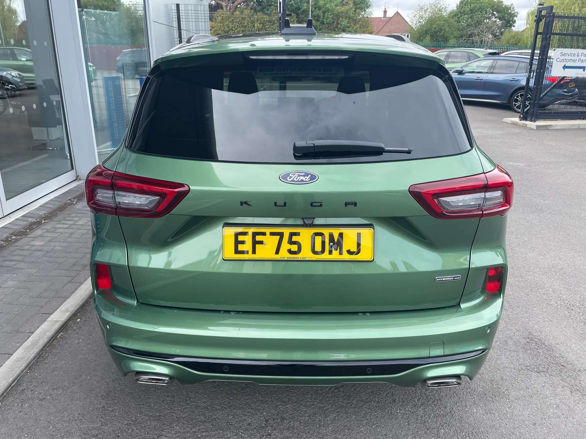 A 2025 FORD KUGA 2.5 FHEV ST-Line X 5dr 4WD CVT A 2025 FORD KUGA 2.5 FHEV ST-Line X 5dr 4WD CVT