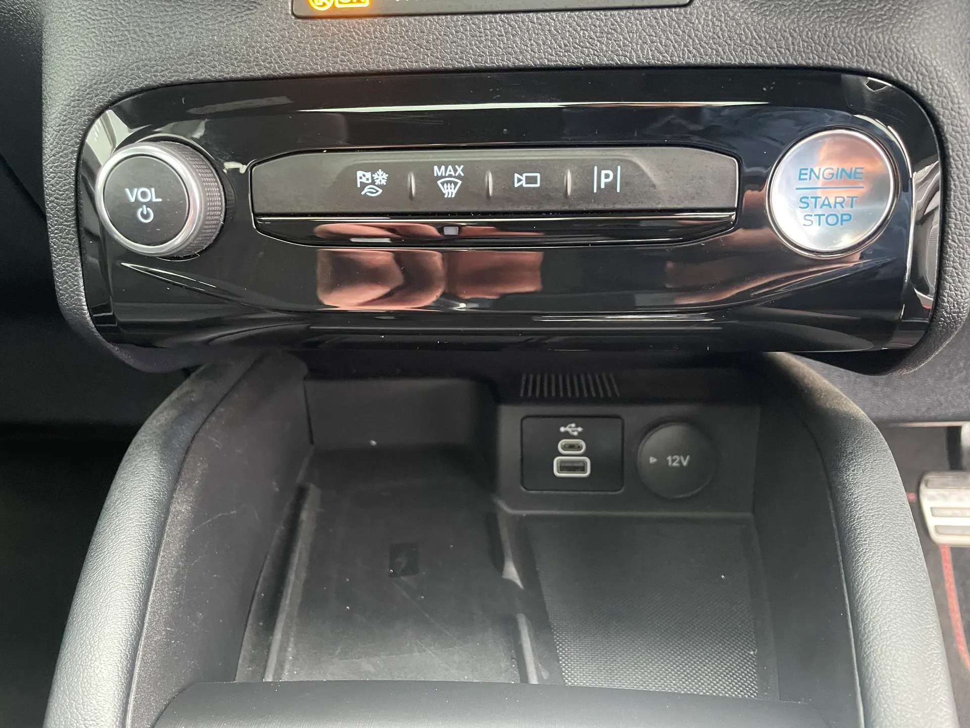 2024 FORD KUGA 2024 FORD KUGA