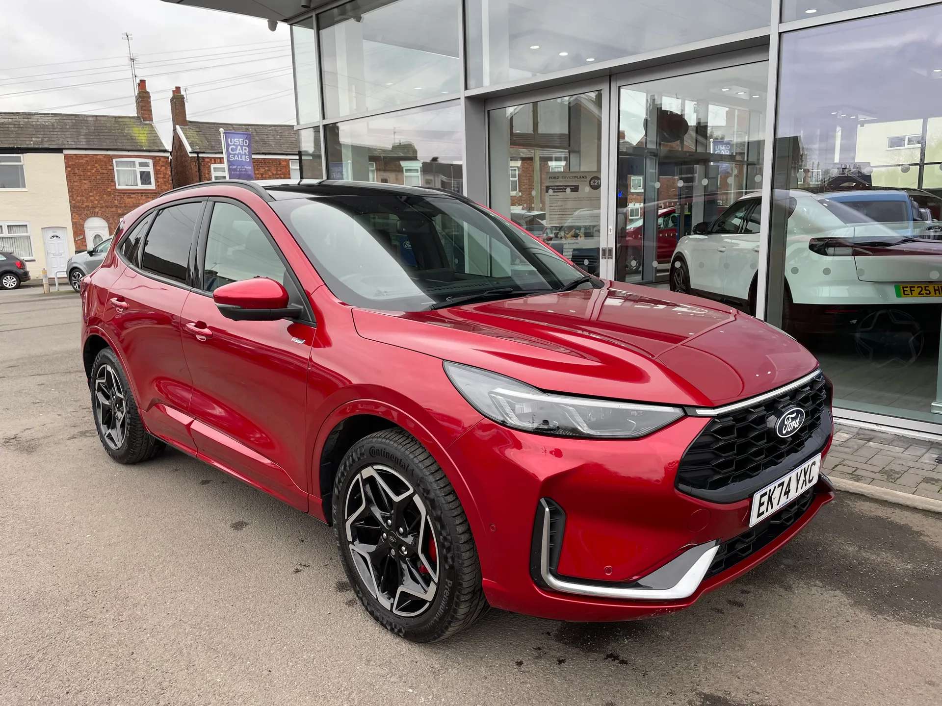 A 2024 FORD KUGA 2.5 FHEV ST-Line X 5dr 4WD CVT A 2024 FORD KUGA 2.5 FHEV ST-Line X 5dr 4WD CVT