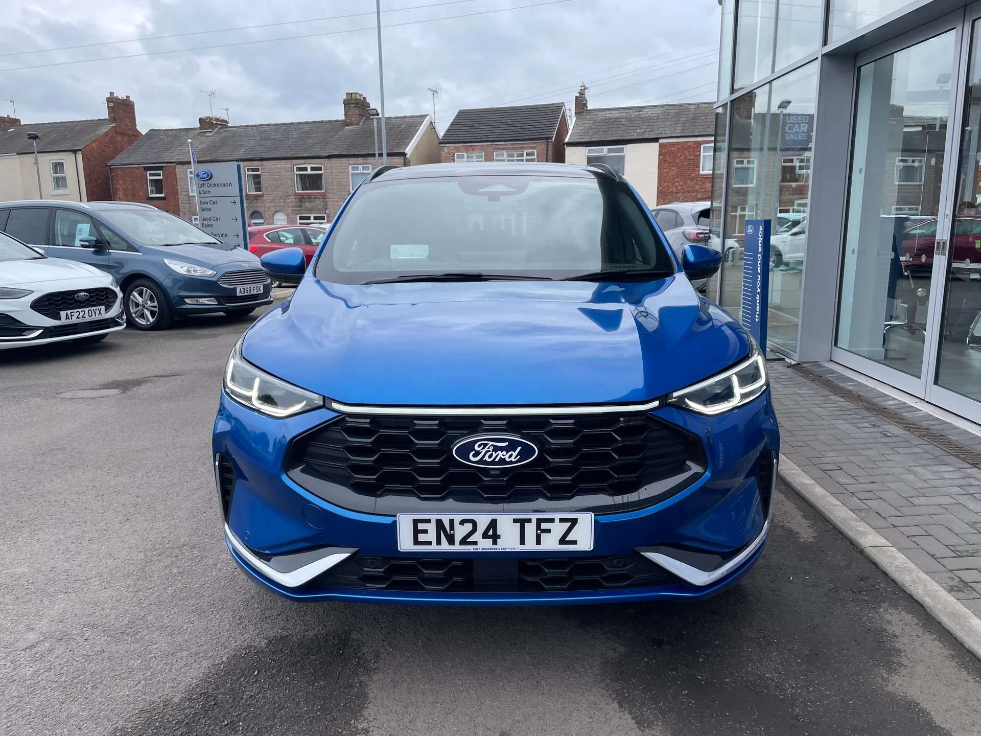 A 2024 FORD KUGA 2.5 FHEV ST-Line X 5dr 4WD CVT A 2024 FORD KUGA 2.5 FHEV ST-Line X 5dr 4WD CVT