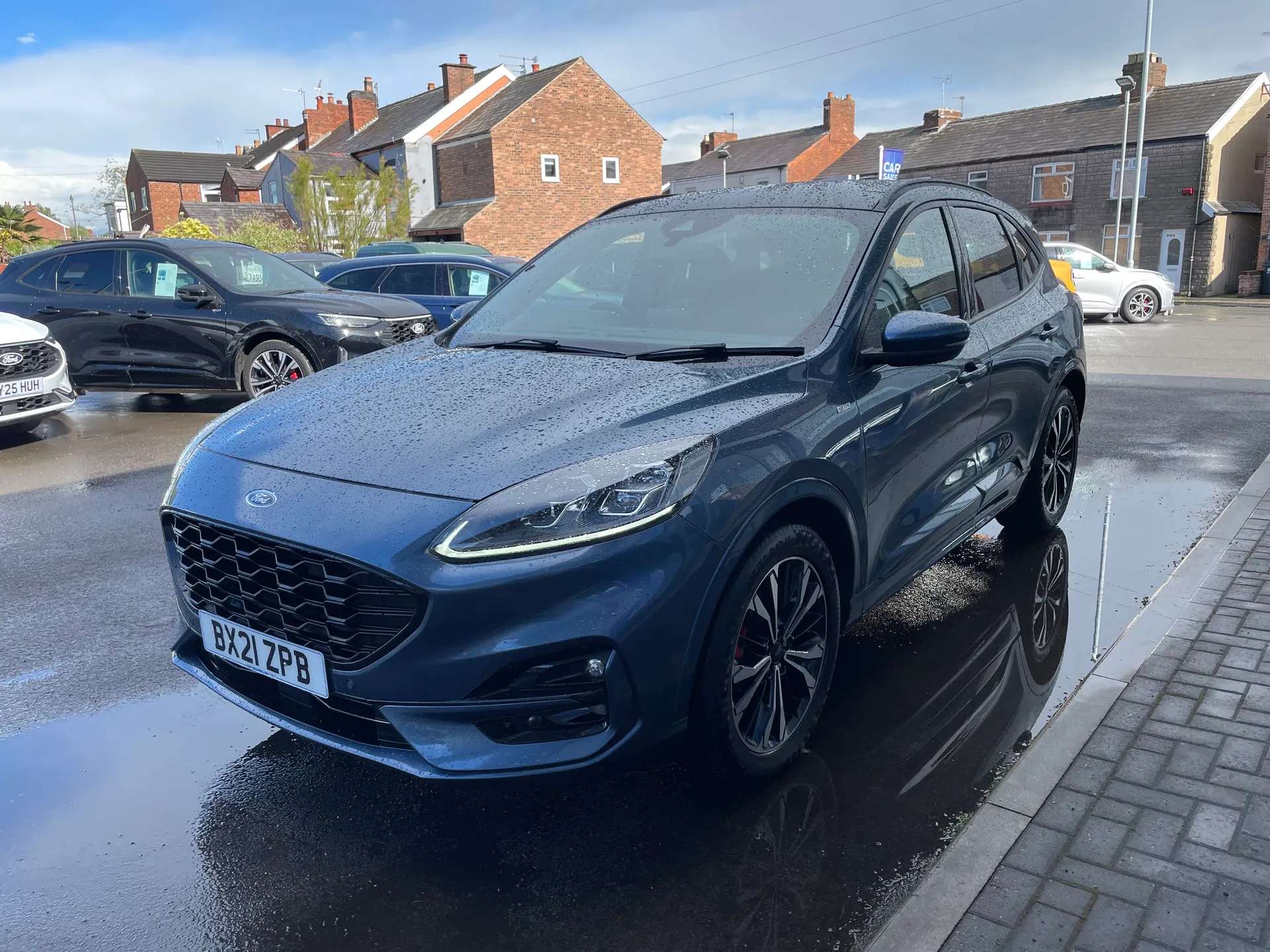 A 2021 FORD KUGA 2.0 EcoBlue mHEV ST-Line X Edition 5dr A 2021 FORD KUGA 2.0 EcoBlue mHEV ST-Line X Edition 5dr