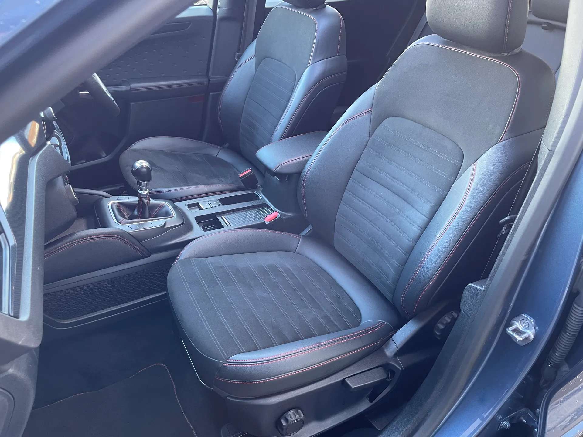 2021 FORD KUGA 2021 FORD KUGA