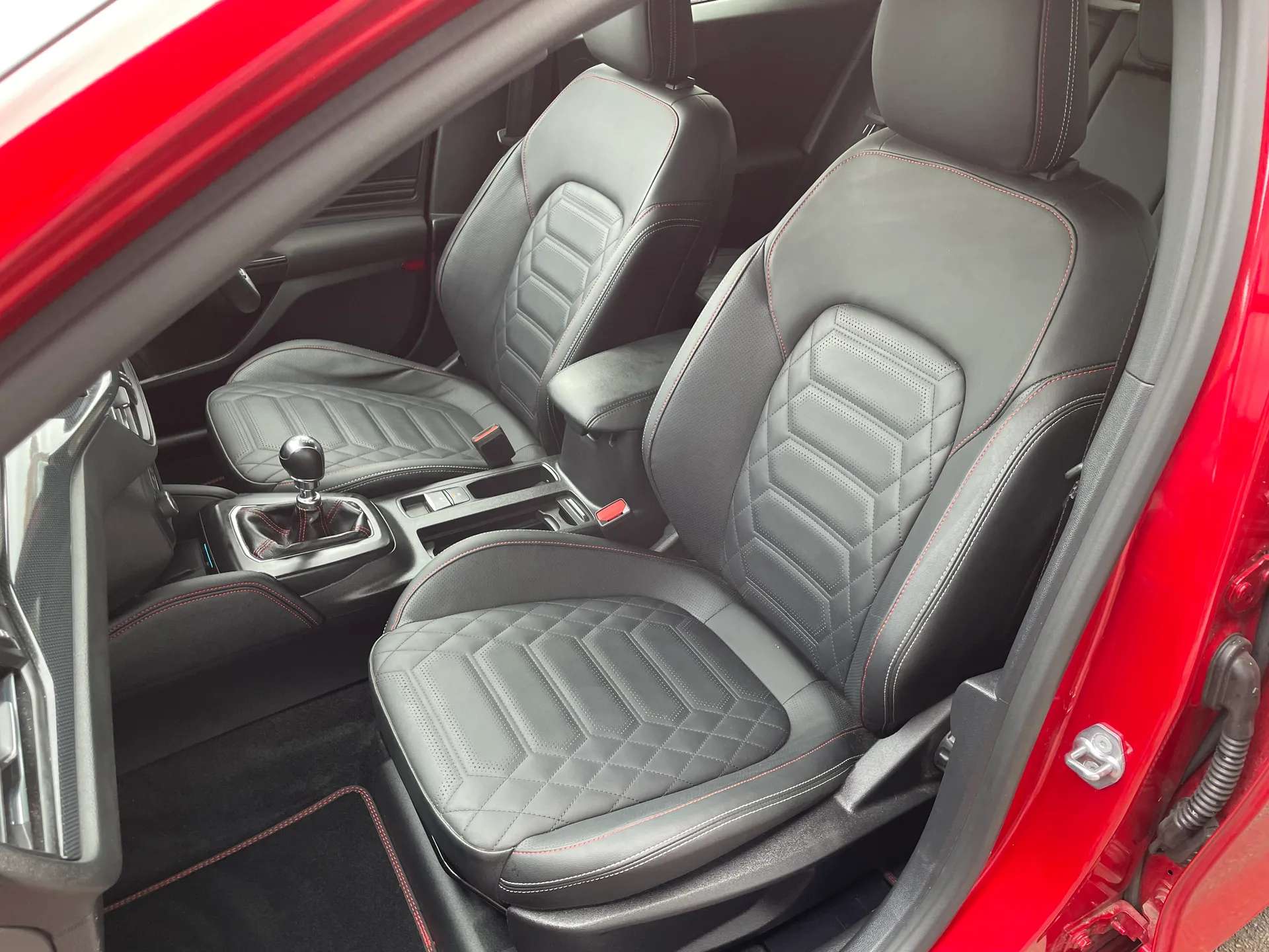 2023 FORD FOCUS 2023 FORD FOCUS