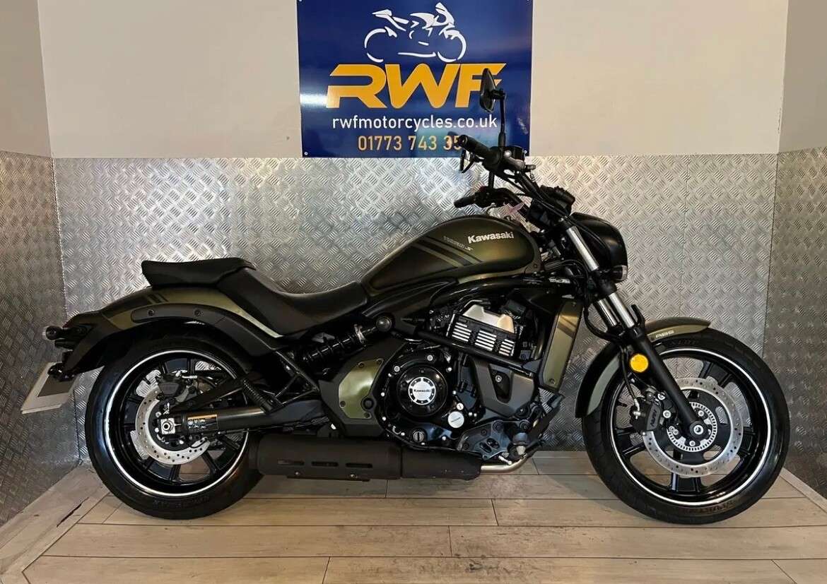 Check out this Kawasaki En 2019 Petrol Manual