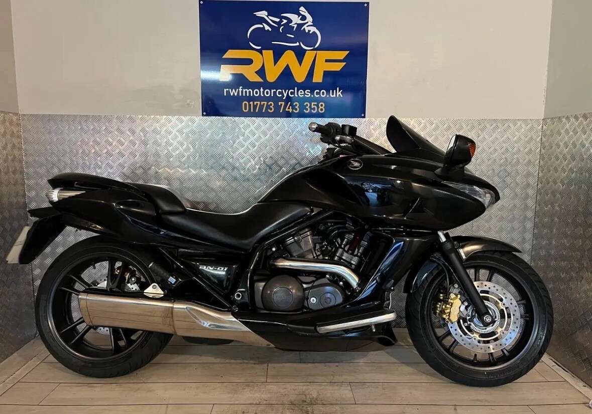 2010 HONDA NSA 700 2010 HONDA NSA 700