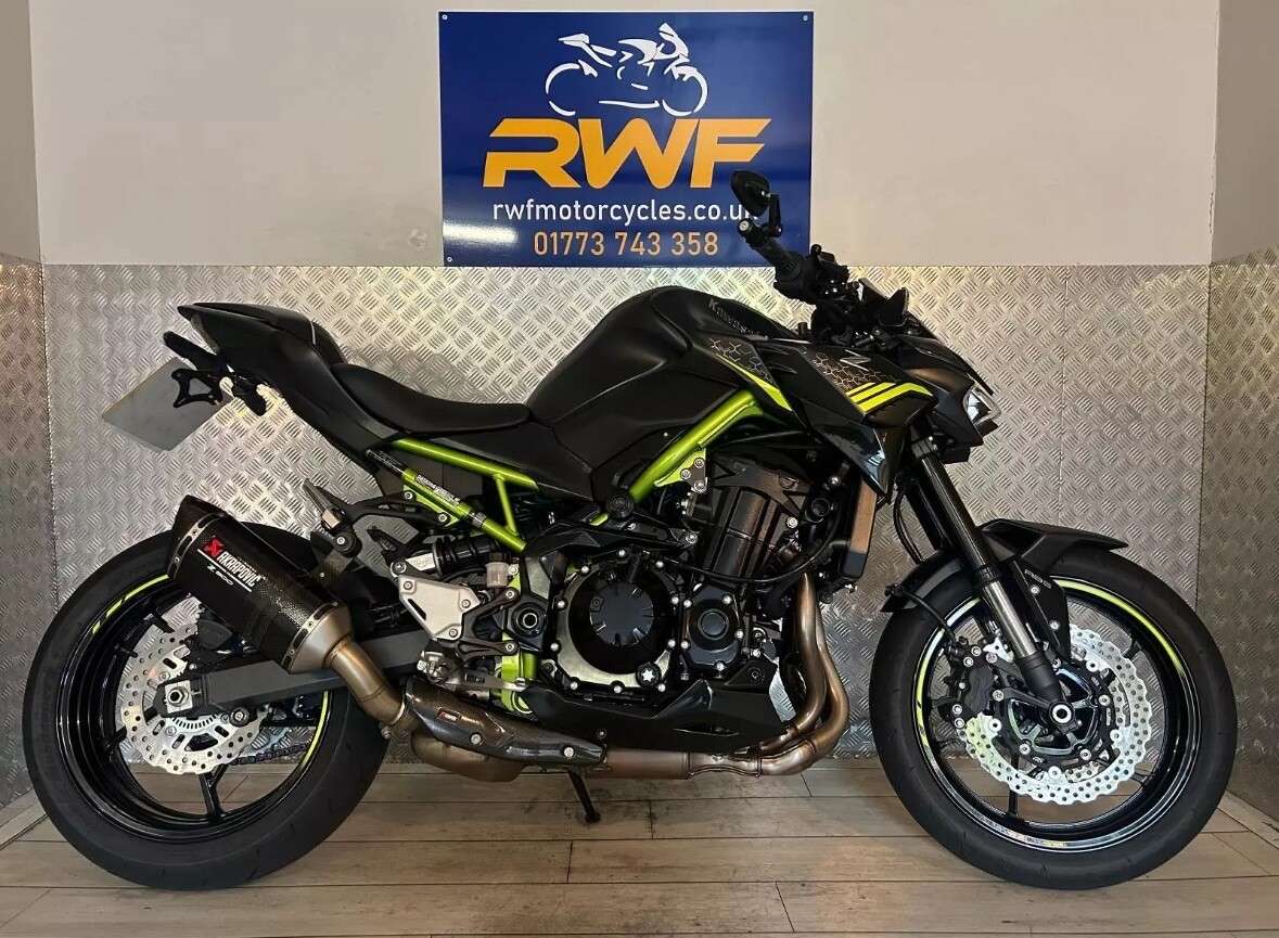 Check out this Kawasaki Z900 Petrol Manual