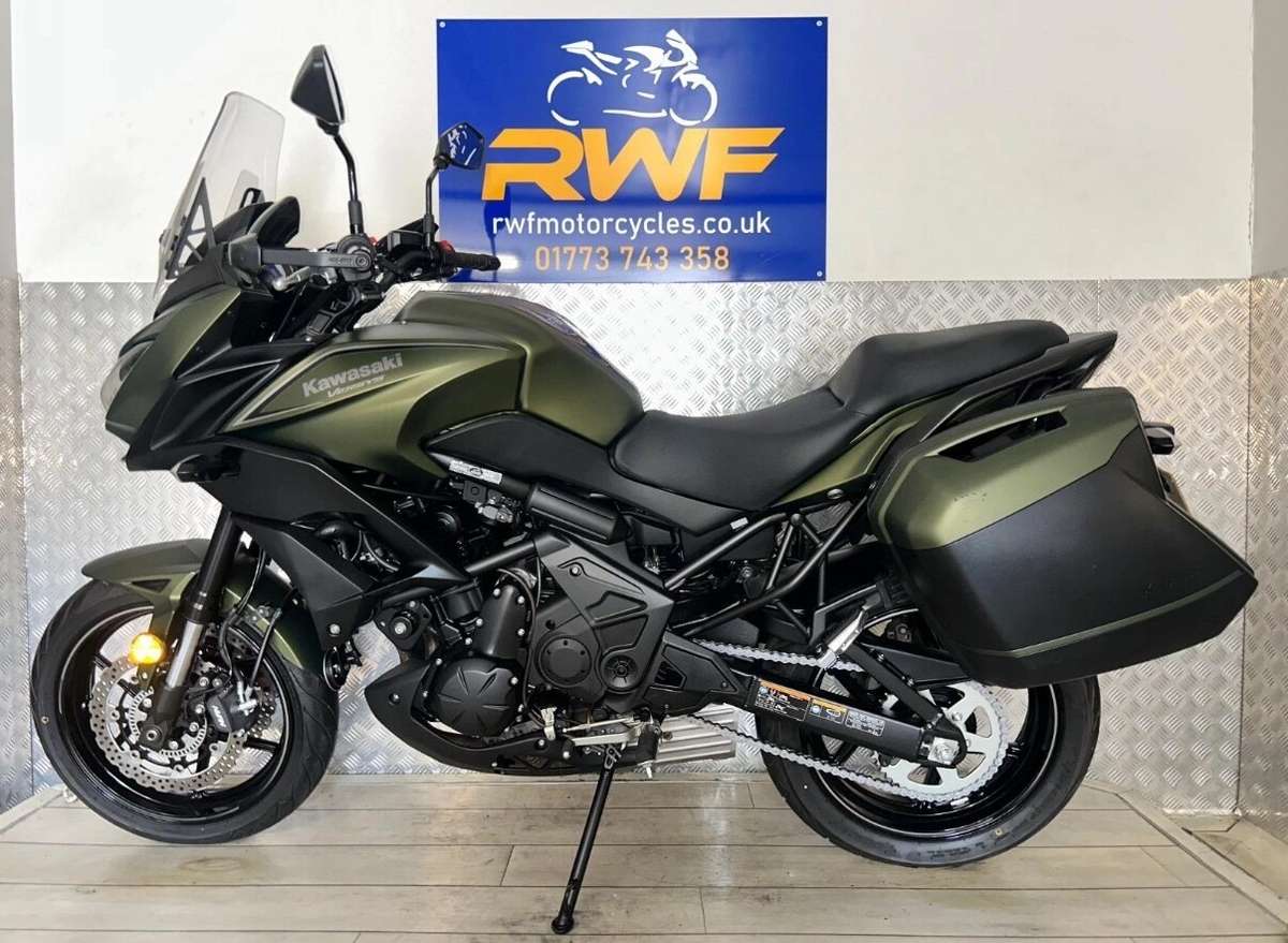 Check out this Kawasaki Versys 650 2018 Petrol Manual