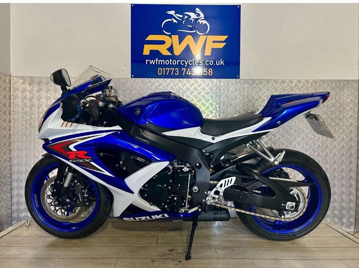 2009 SUZUKI GSX-R750 2009 SUZUKI GSX-R750