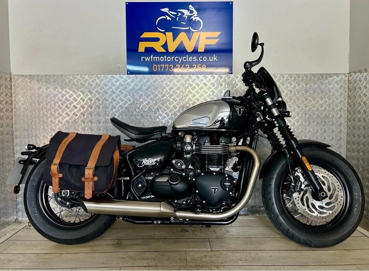 Check out this Triumph Bobber 2024 Petrol Manual