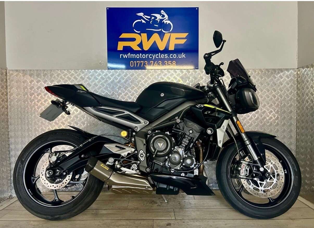 2020 TRIUMPH STREET TRIPLE 765 2020 TRIUMPH STREET TRIPLE 765
