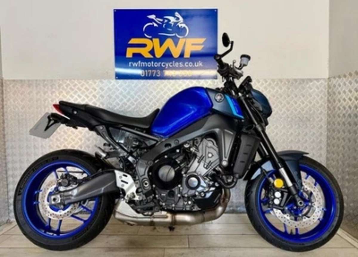 Check out this Yamaha Mt-09 2024 Petrol Manual