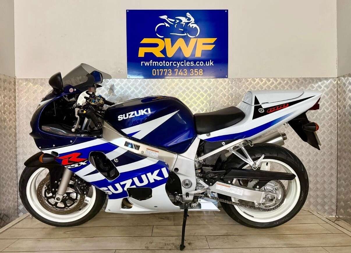 2003 SUZUKI GSX-R600 2003 SUZUKI GSX-R600