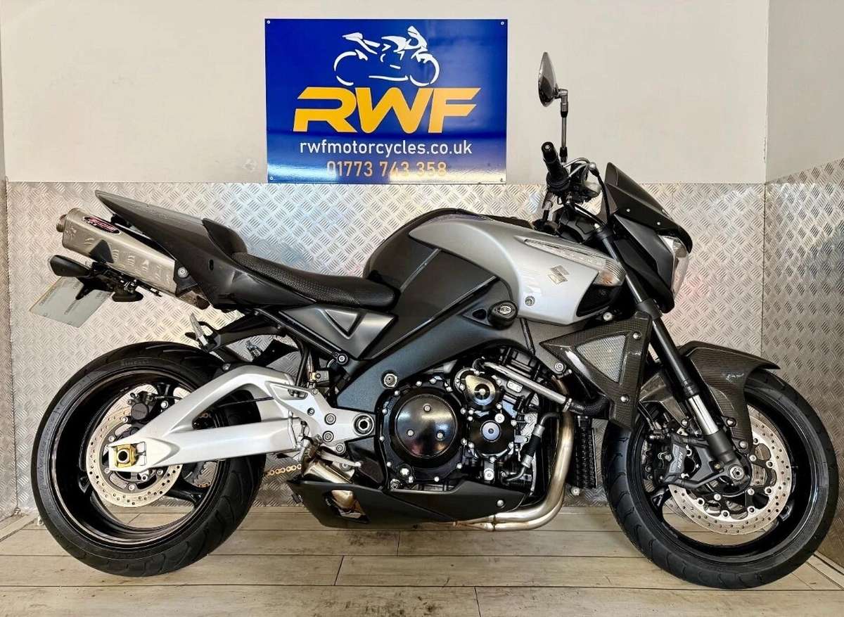 Check out this Suzuki Gsx1300 B-king 2009 Petrol Manual