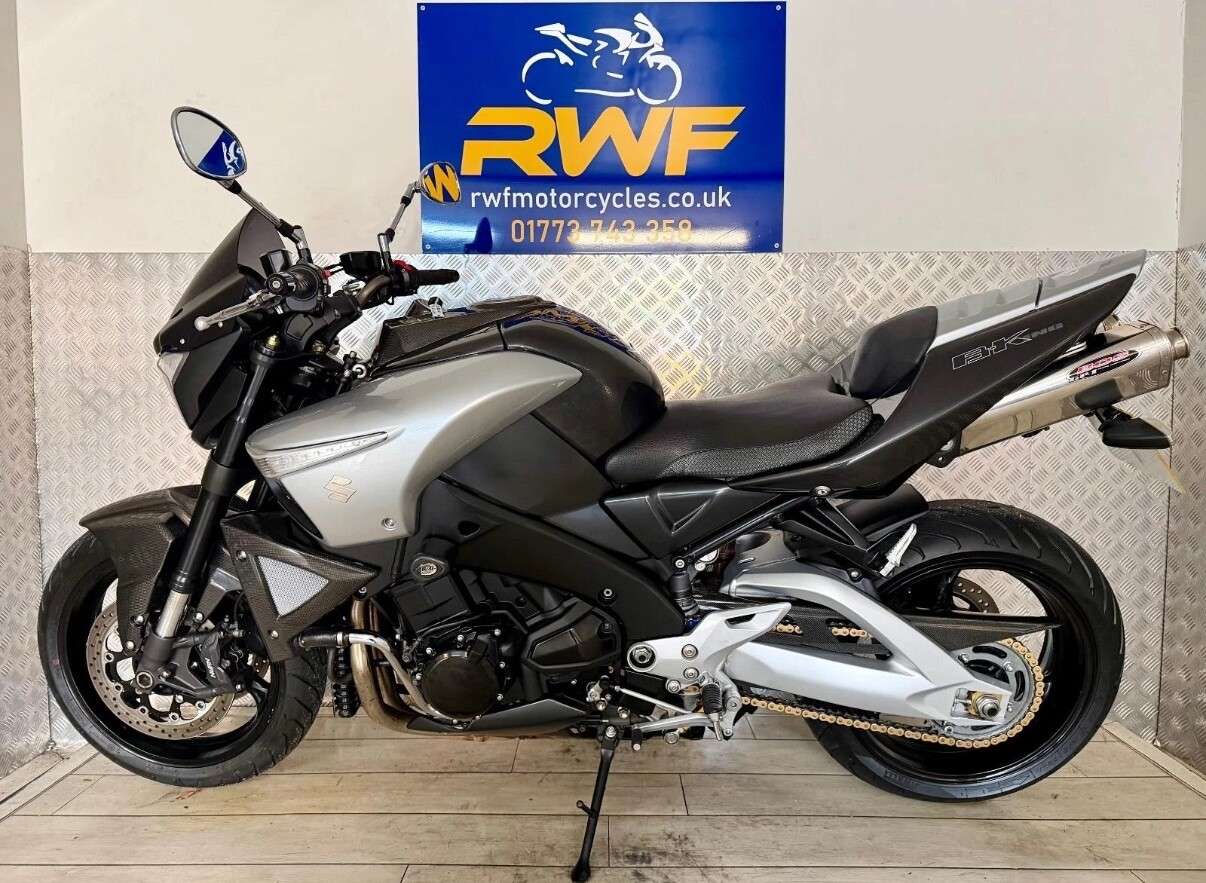 2009 SUZUKI GSX1300 B-KING 2009 SUZUKI GSX1300 B-KING