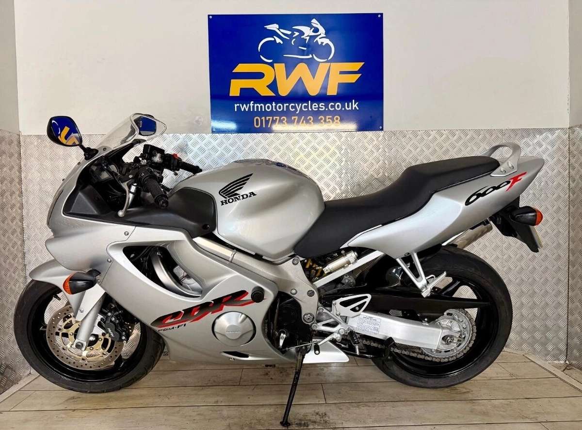 Check out this Honda Cbr600f 2002 Petrol Manual