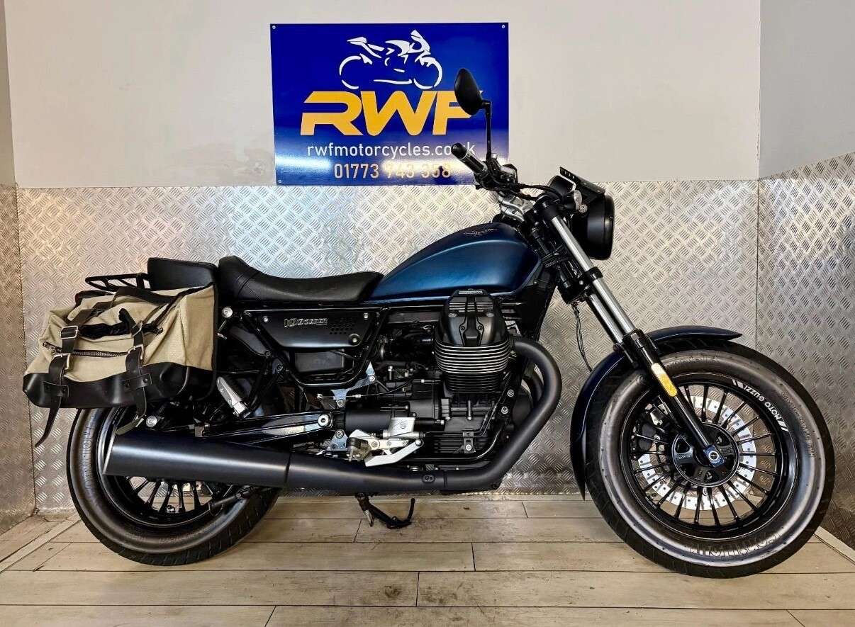 2019 MOTO GUZZI V9 BOBBER 2019 MOTO GUZZI V9 BOBBER