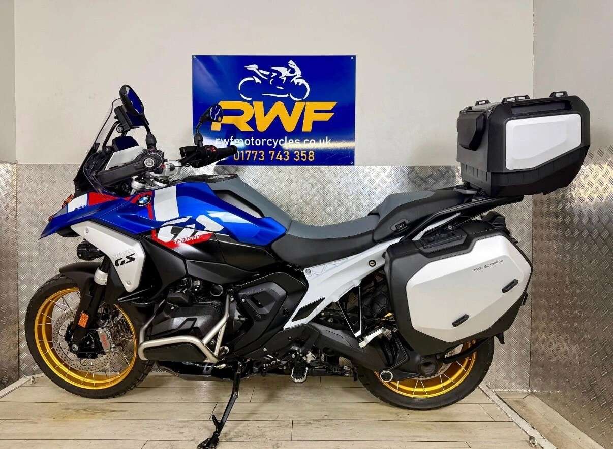 A 2025 BMW R 1300 GS 1300 TE Adventure www.sellingyourbike.co.uk A 2025 BMW R 1300 GS 1300 TE Adventure www.sellingyourbike.co.uk