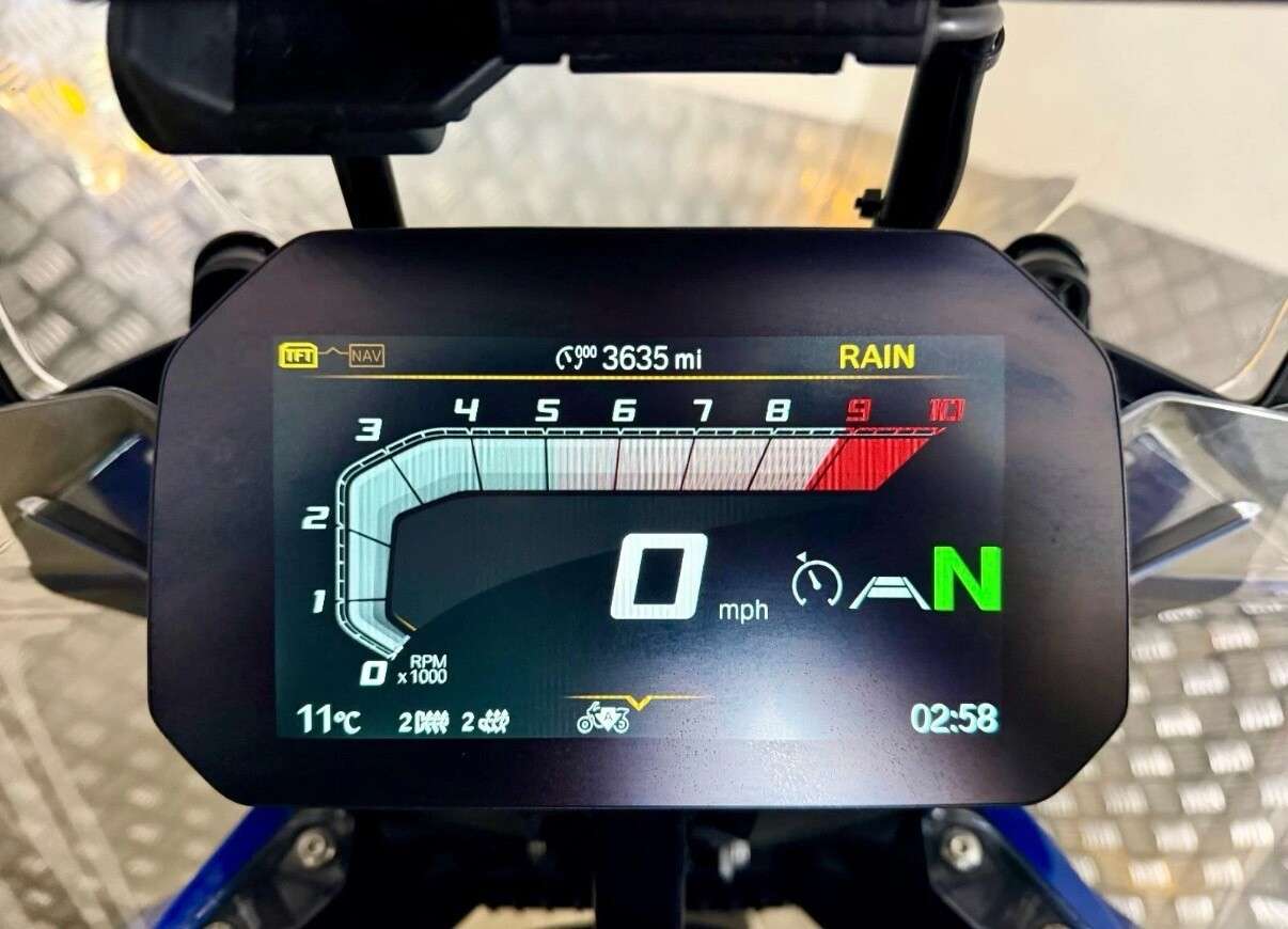 A 2025 BMW R 1300 GS 1300 TE Adventure www.sellingyourbike.co.uk A 2025 BMW R 1300 GS 1300 TE Adventure www.sellingyourbike.co.uk