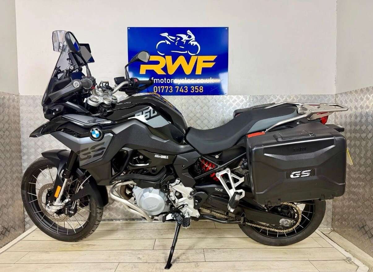 A 2023 BMW F 850 GS TE www.sellingyourbike.co.uk A 2023 BMW F 850 GS TE www.sellingyourbike.co.uk