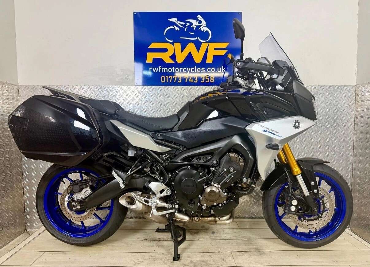 A 2018 YAMAHA TRACER 900 GT www.sellingyourbike.co.uk A 2018 YAMAHA TRACER 900 GT www.sellingyourbike.co.uk