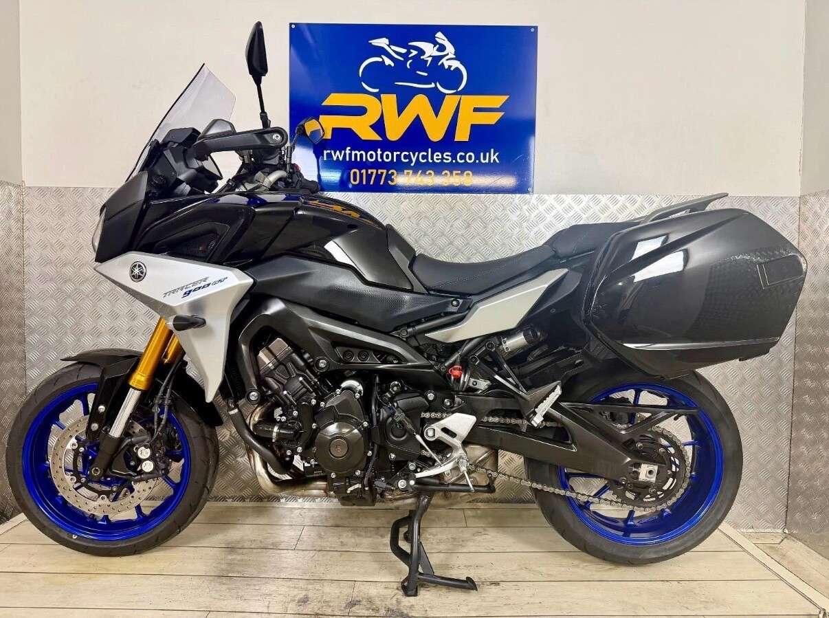 A 2018 YAMAHA TRACER 900 GT www.sellingyourbike.co.uk A 2018 YAMAHA TRACER 900 GT www.sellingyourbike.co.uk