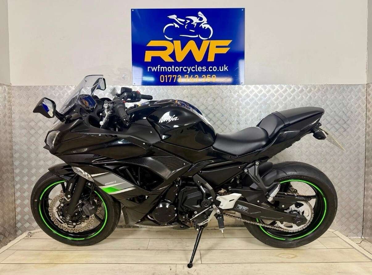 A 2018 KAWASAKI NINJA 650 www.sellingyourbike.co.uk A 2018 KAWASAKI NINJA 650 www.sellingyourbike.co.uk