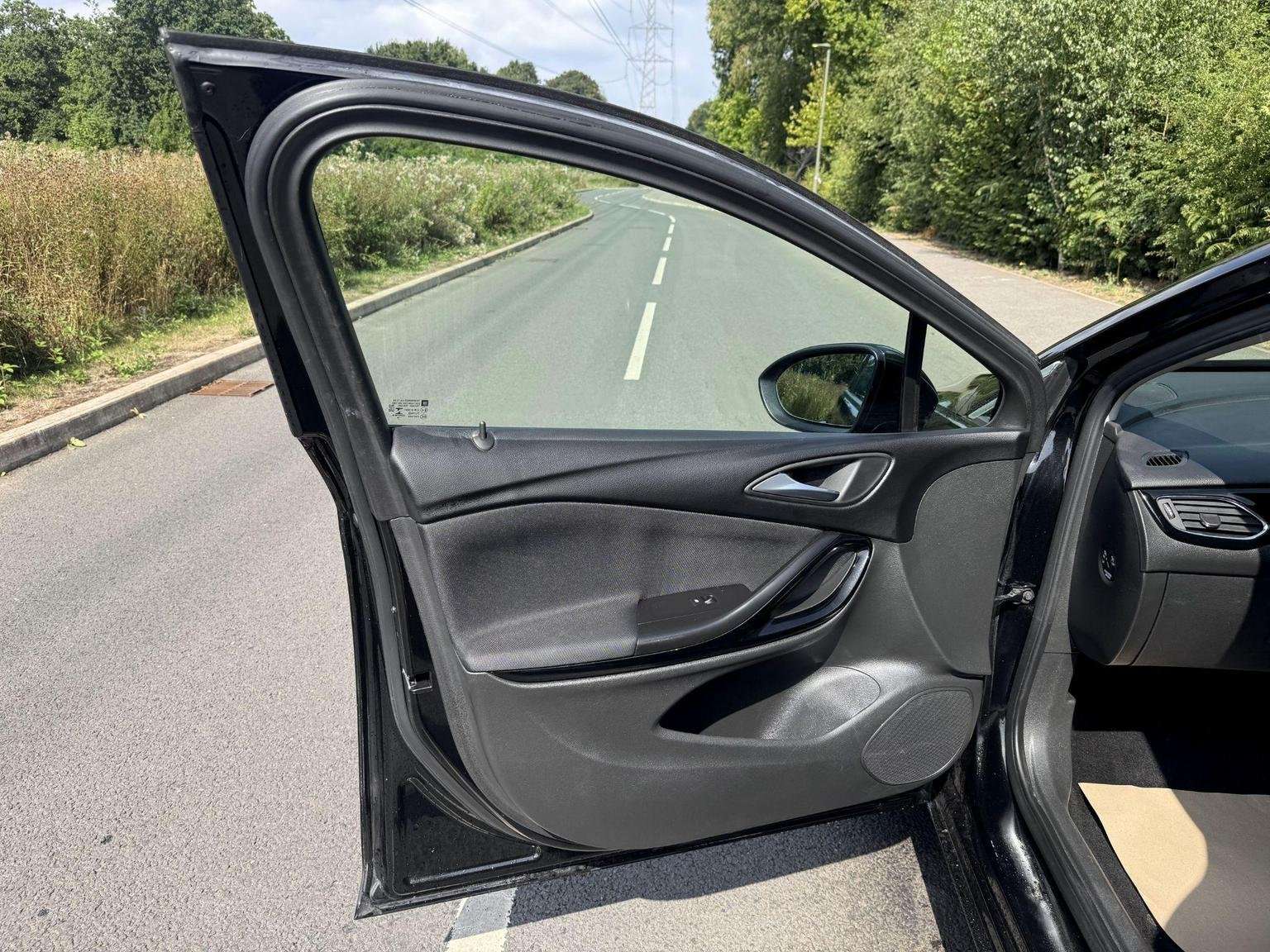 2019 VAUXHALL ASTRA 2019 VAUXHALL ASTRA