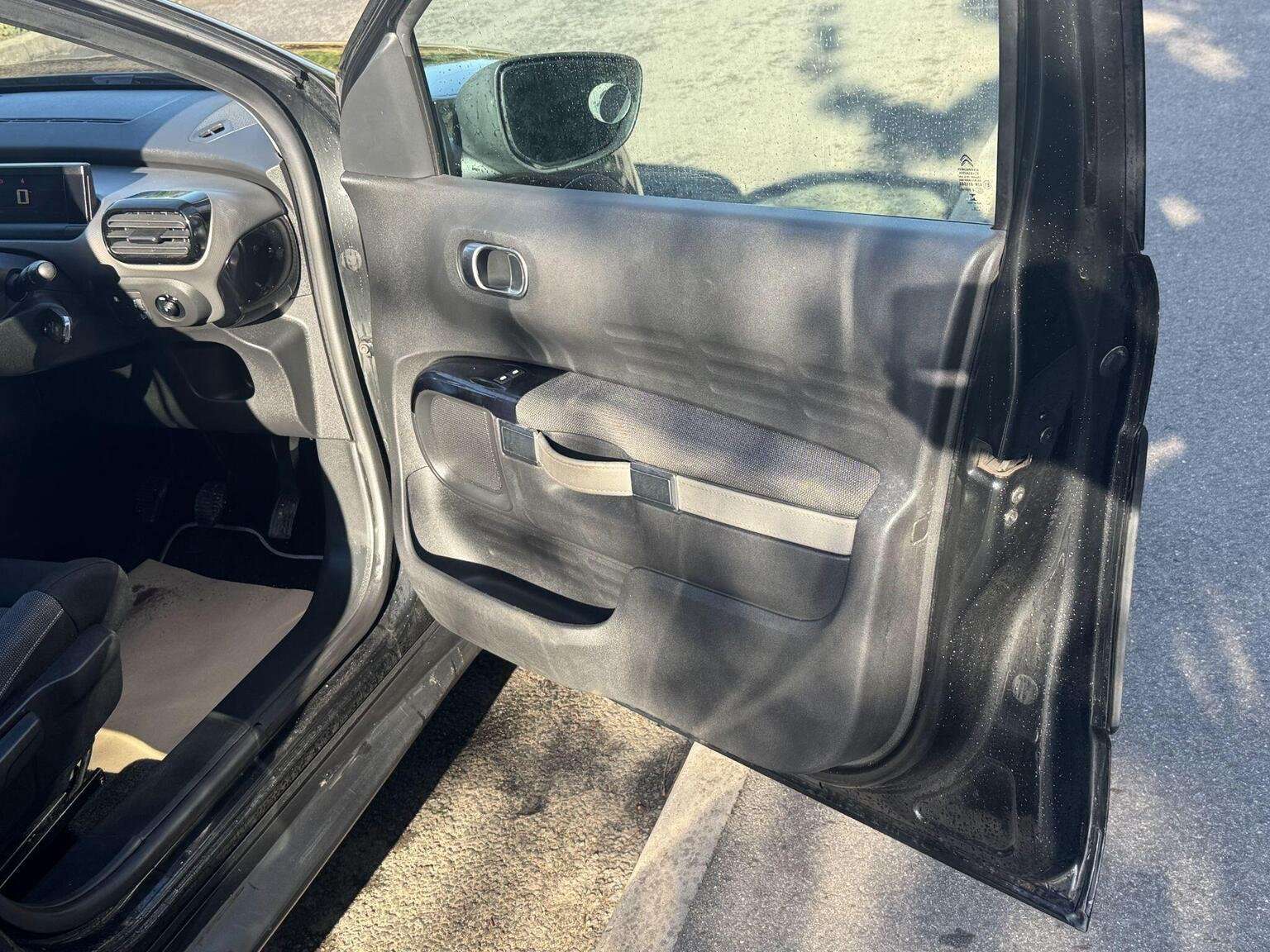 2015 CITROEN C4 CACTUS 2015 CITROEN C4 CACTUS