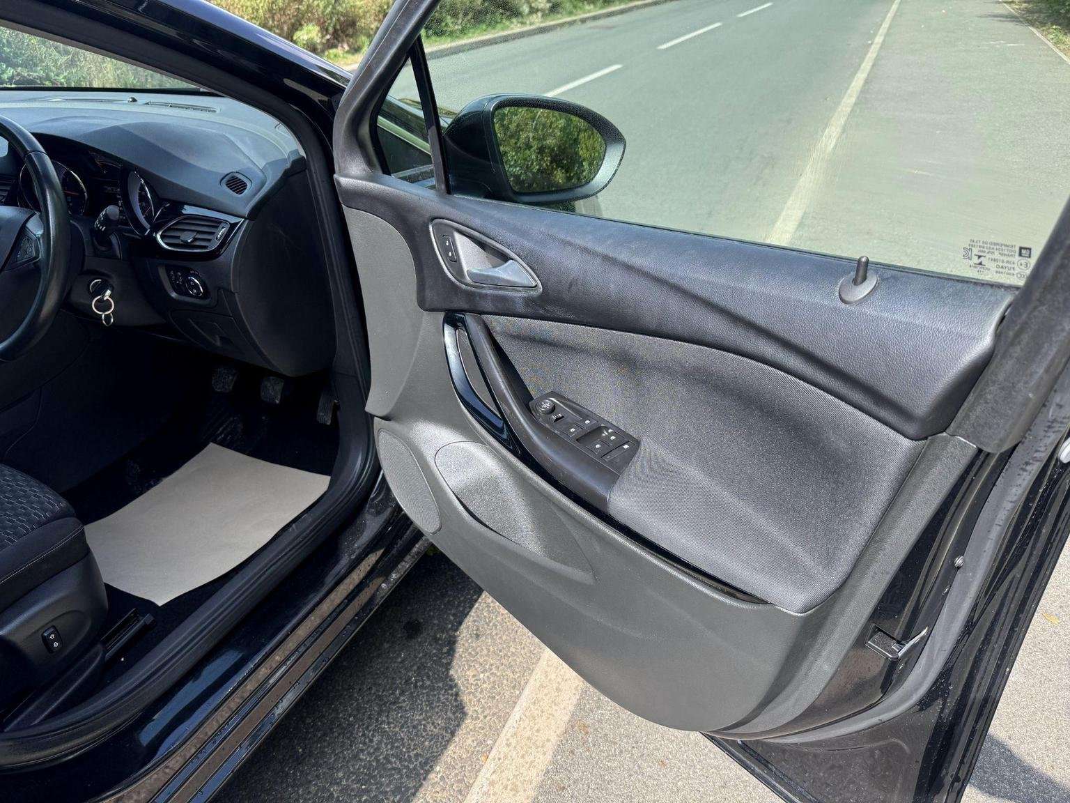 2019 VAUXHALL ASTRA 2019 VAUXHALL ASTRA