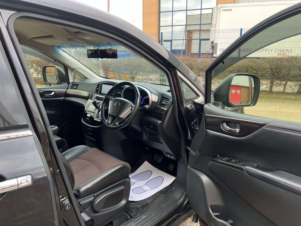 2012 NISSAN ELGRAND 2012 NISSAN ELGRAND