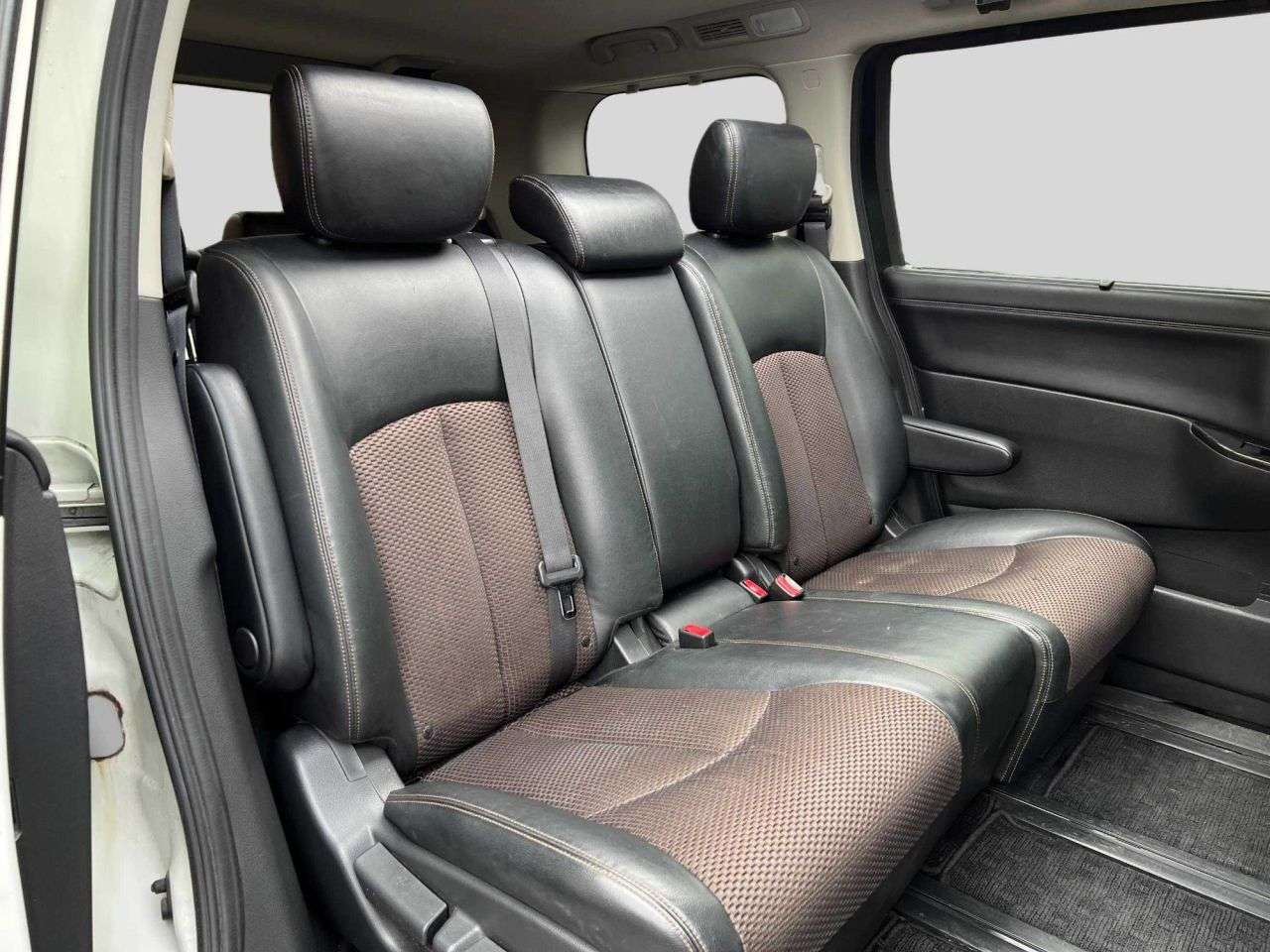 2010 NISSAN ELGRAND 2010 NISSAN ELGRAND