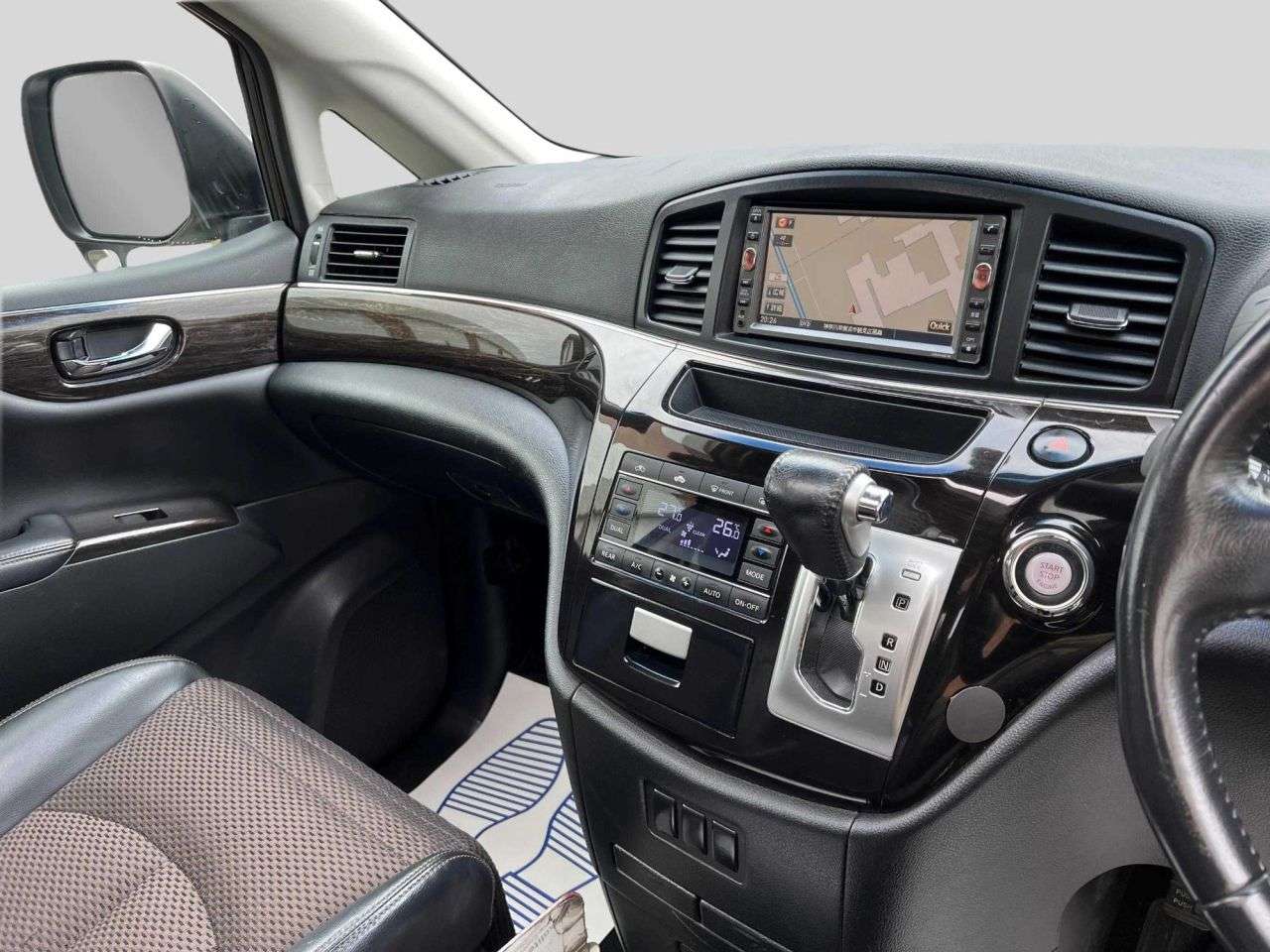 2010 NISSAN ELGRAND 2010 NISSAN ELGRAND