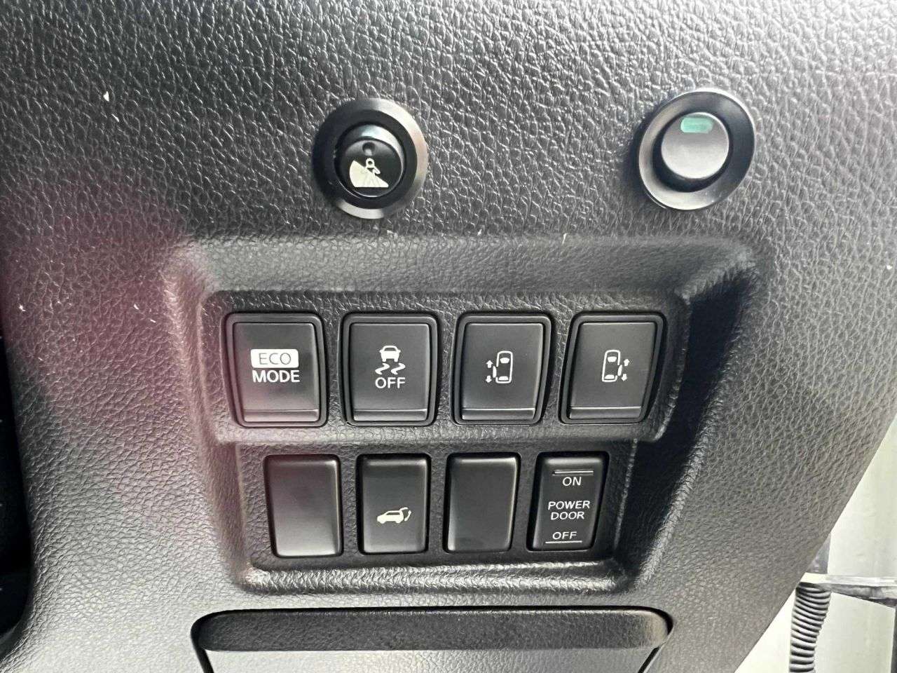 2012 NISSAN ELGRAND 2012 NISSAN ELGRAND